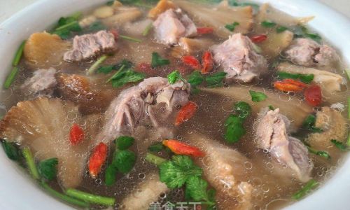 How to Make a Delicious Monkey Head Mushroom and Pork Ribs Stew