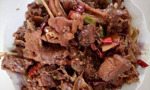 Mastering the Art of Braised Duck in Brown Sauce