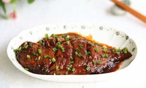How to Make Braised Pomfret:A Step-by-Step Culinary Guide