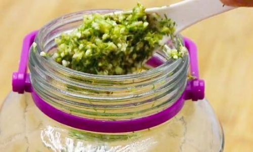 Crafting the Perfect Salted Chive Flowers:A Culinary Journey