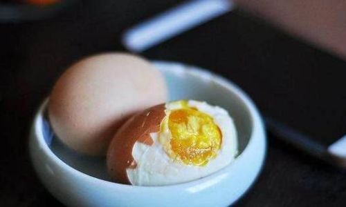 Mastering the Art of Delicious Pickled Raw Eggs