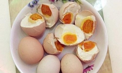 Mastering the Art of Delicious Pickled Raw Eggs