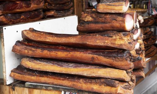The Art of Preserving:How Much Salt to Use for One Jin Half Kilogram)of Preserved Pork