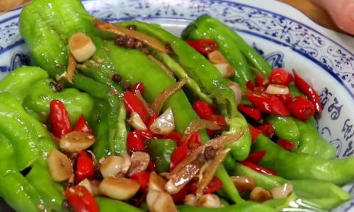 Preserving the Freshness of Pickled Green Peppers