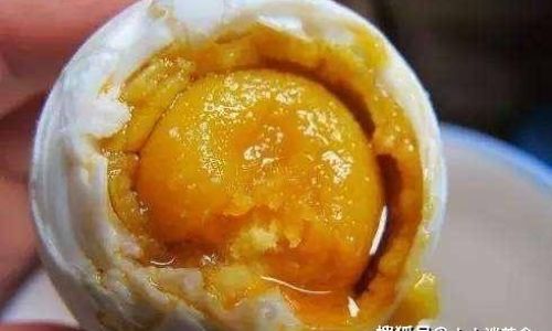 Addressing the Issue of Stale Water Used for Pickling Salted Duck Eggs