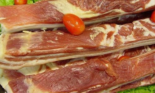 The Art of Preserving:How Long to Air-Dry Salted Pork Before Consumption