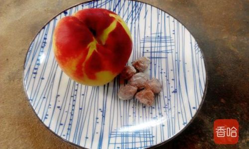 How to Make Delicious Pickled Peaches
