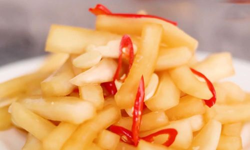 Mastering the Art of Pickling Daikon Radish Strips