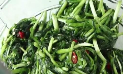 The Art of Making Pickled Leek Relish:A Traditional Preserving Technique