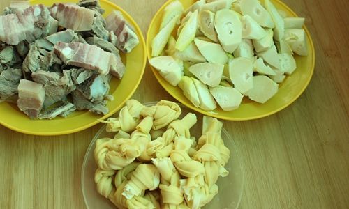 Mastering the Art of Making Yan Du Xian:A Traditional Chinese Soup