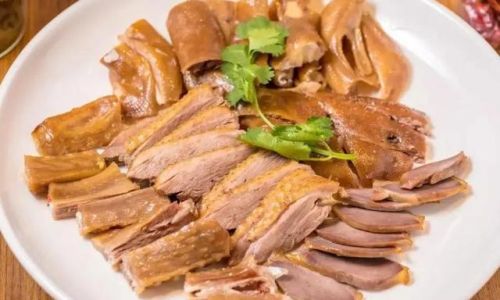 How to Make Marinated Goose Meat:A Culinary Delight