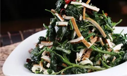 Cooking Potherb Mustard Brassica juncea var.foliosa)How Long to Stir-Fry for the Perfect Texture