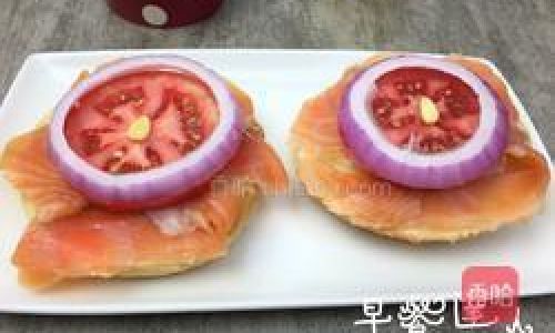 Mastering the Art of Crafting a Perfect Smoked Salmon Sandwich