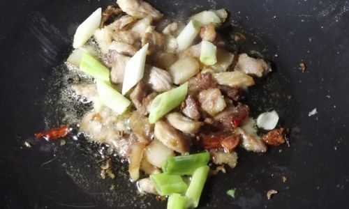 Mastering the Art of Crispy and Tender Duck Gizzards:A Delightful Way to Enhance Your Meals