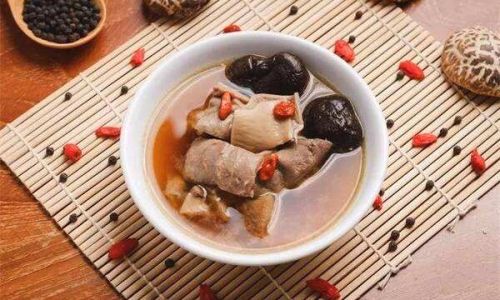 The Perfect Herbal Companion for Duck Gizzard Soup:Enhancing Flavor and Health Benefits