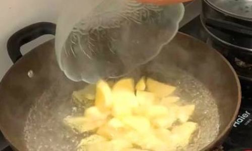 How Long to Boil Duck Feet:Perfecting the Art of Cooking Duck Claws