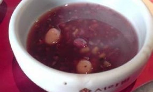 How to Make Delicious Duck Blood and Glutinous Rice Dish