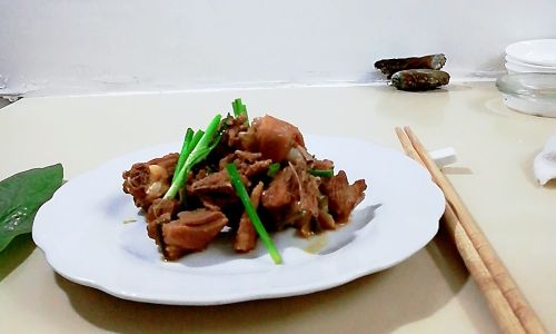 Mastering the Art of Stir-Frying Duck:A Culinary Journey