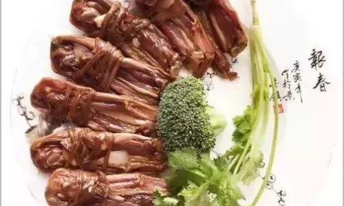 A Comprehensive Guide to Making Duck Foot Bundles:A Traditional Culinary Delight