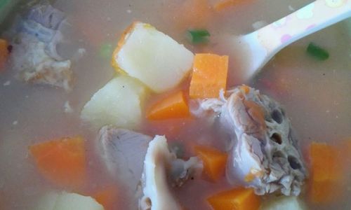 How to Make Duck Bone Soup:A Delicious and Nutritious Culinary Delight