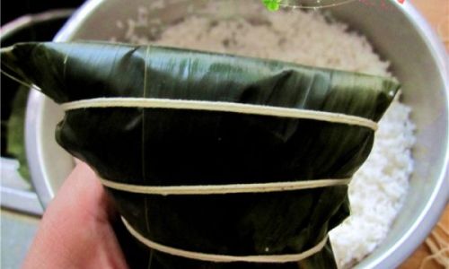 How to Make Duck Egg Zongzi and How Long to Boil Them