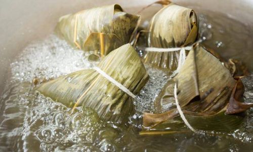 How to Make Duck Egg Zongzi and How Long to Boil Them