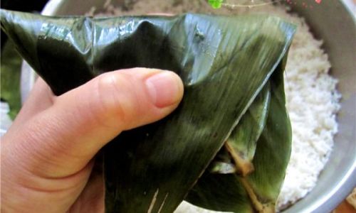 How to Make Duck Egg Zongzi and How Long to Boil Them