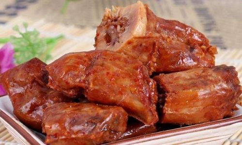 Exploring the Culinary Delights of Duck Necks:Various Eating Methods and Cultural Insights