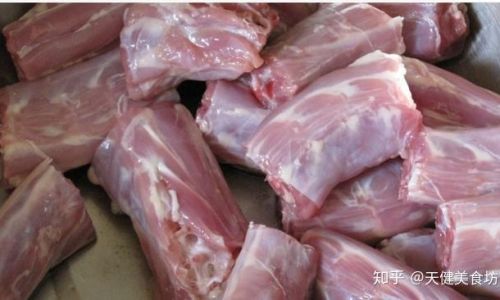 Exploring the Culinary Delights of Duck Necks:Various Eating Methods and Cultural Insights