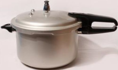 How Long Does It Take to Cook White Meat in a Pressure Cooker?