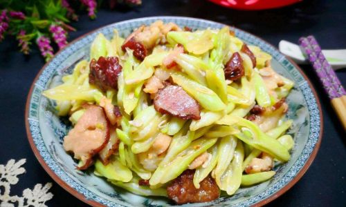 Delightful Dishes to Pair with Bacon:Exploring Culinary Synergies