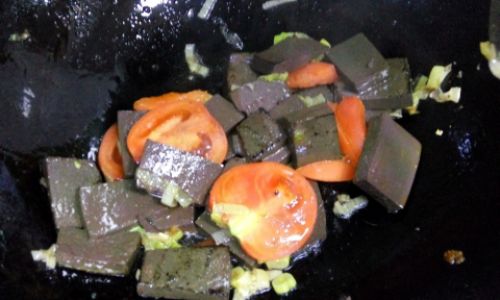 Mastering the Art of Stir-Frying Delicious Blood Tofu