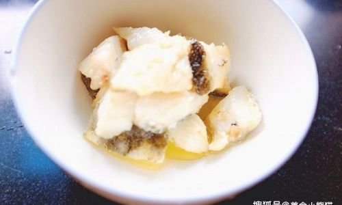 A Culinary Delight:The Art of Making Snowfish Stew with Potatoes