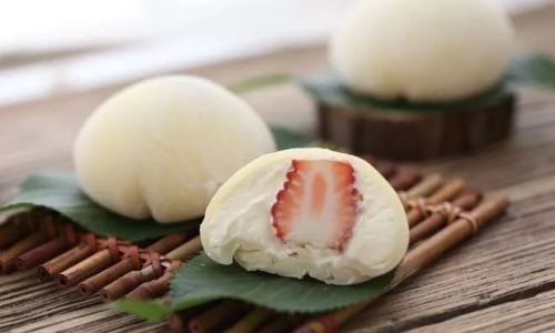 The Origin and Naming of Mochi Ice Cream:Unraveling the Mystery Behind Snow Skin Lady