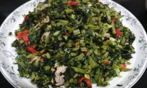 Mastering the Art of Stir-Frying Potherb Mustard Brassica Juncea)for a Delightful Dish