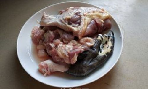 How to Make Snow Pear Astragalus Duck Soup