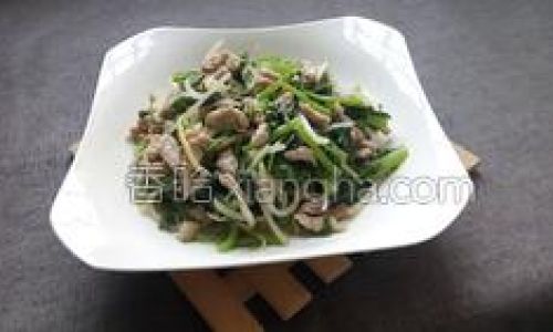 Stir-Frying Pork Shreds with Potherb Mustard:A Culinary Delight