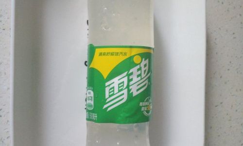 Unveiling the Ingredients Behind the Fizz:What Makes Up a Can of Sprite?