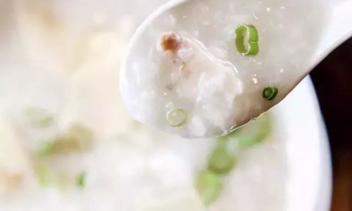 Mastering Cantonese Porridge-Making Techniques:A Culinary Journey