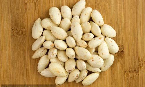 How to Efficiently Peel Almond Skins:A Comprehensive Guide