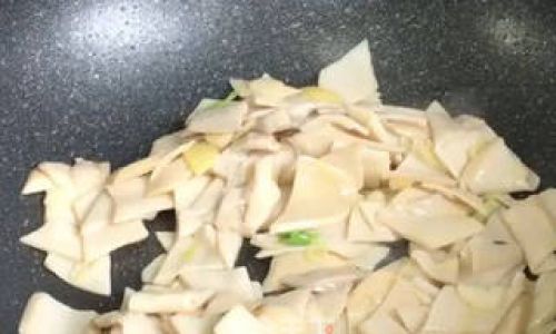 How to Cook Pleurotus Eryngii Mushrooms:A Culinary Delight
