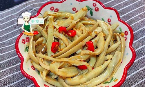A Delightful Recipe for Marinated Pleurotus Eryngii King Oyster Mushroom)Salad
