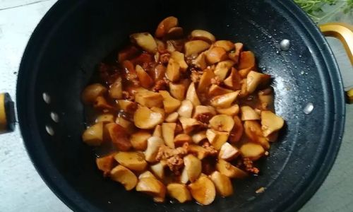 How Long to Cook Pleurotus Eryngii:Perfecting the Stir-Fry in Minutes
