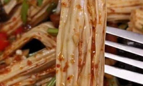 Crafting Delicious Fresh Pork Salad:A Culinary Guide