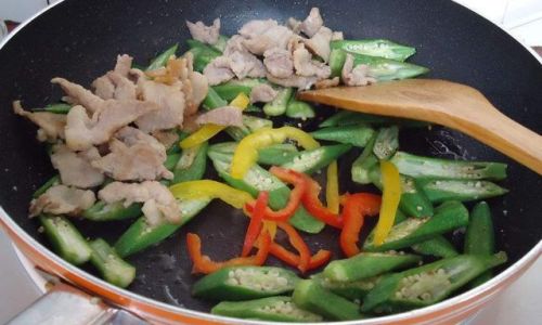 Preserving Freshly Stir-Fried Pork at Room Temperature:Techniques and Tips