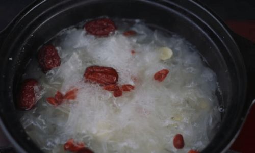 How Long Should Fresh Tremella Fuciformis Be Cooked to Achieve Perfection?