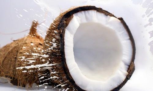 Can Fresh Coconut Meat Be Enjoyed as a Refreshing Salad?