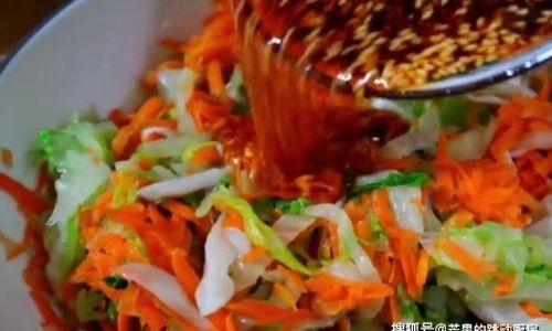 Exploring the Culinary Delights:Is Fresh Coconut Meat Salad a Tasty Treat?