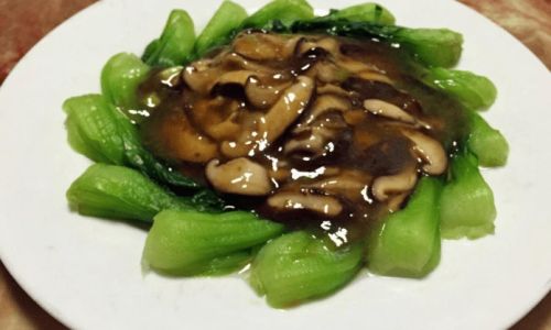 The Misconception of Blanching Fresh Shiitake Mushrooms Before Stir-Frying:A Culinary Exploration
