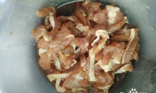Mastering the Art of Stir-Frying Fresh Lean Meat:Tips for a Delicious Dish